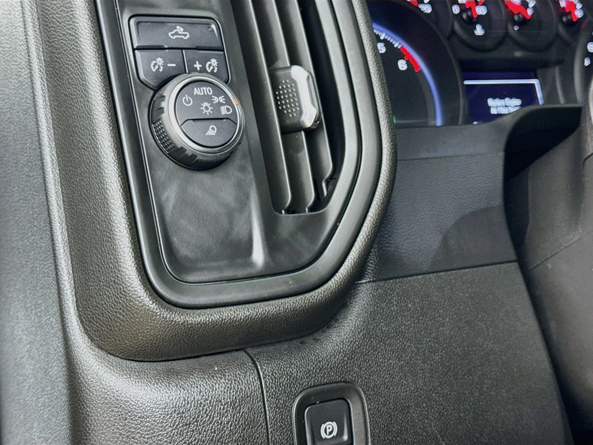 Used 2022 SUMMIT WHITE Chevrolet Custom image 12