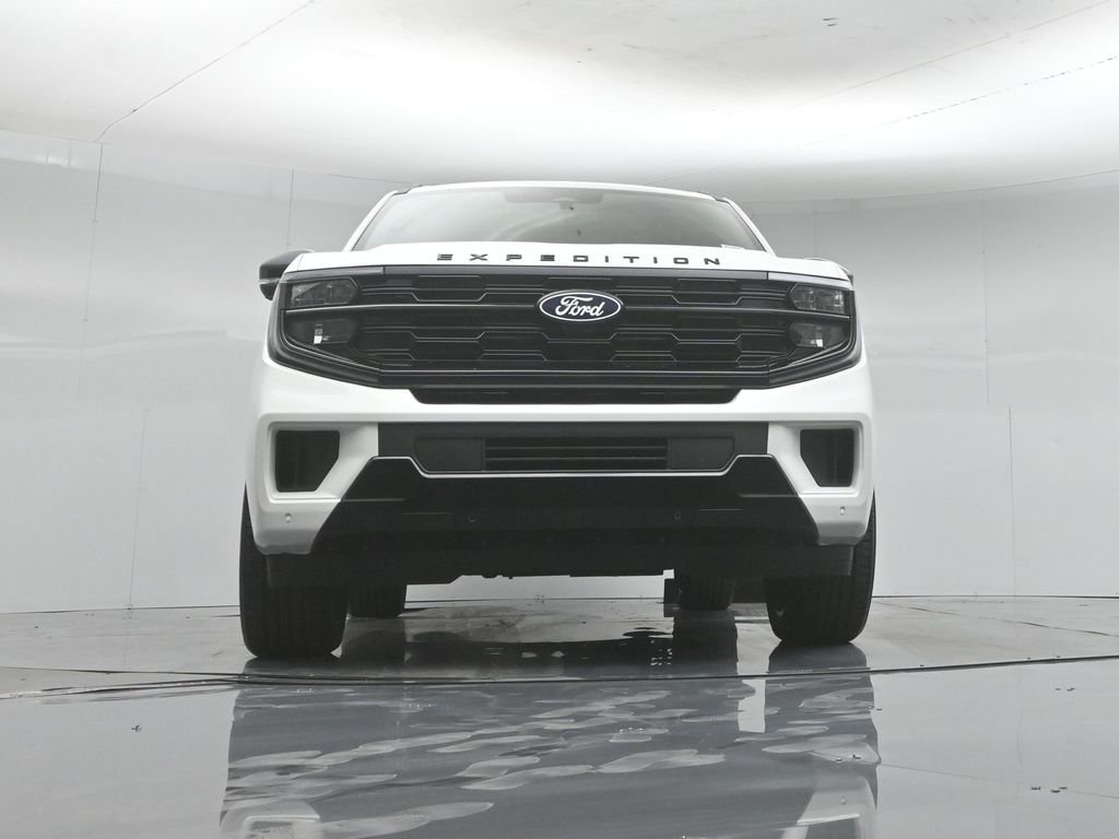 New 2027 White Ford Platinum image 49