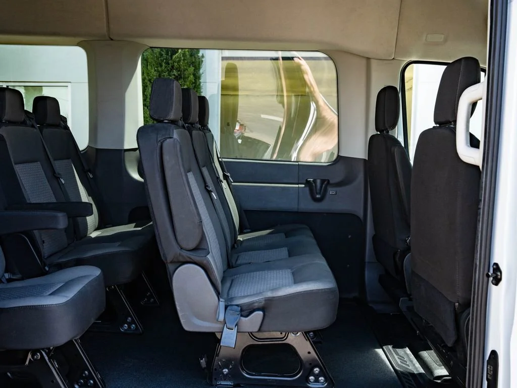 Used 2024 Oxford White Ford XLT image 41