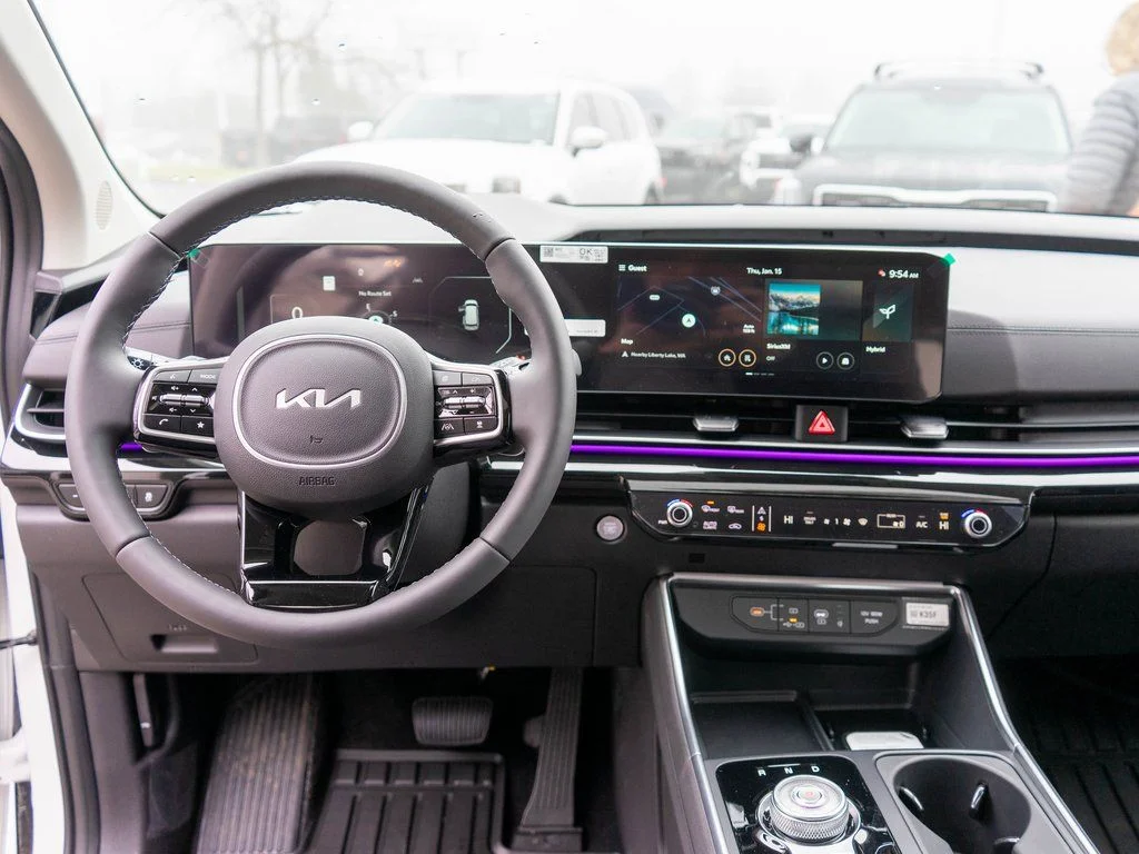 New 2026 Snow White Pearl Kia SX Prestige image 17