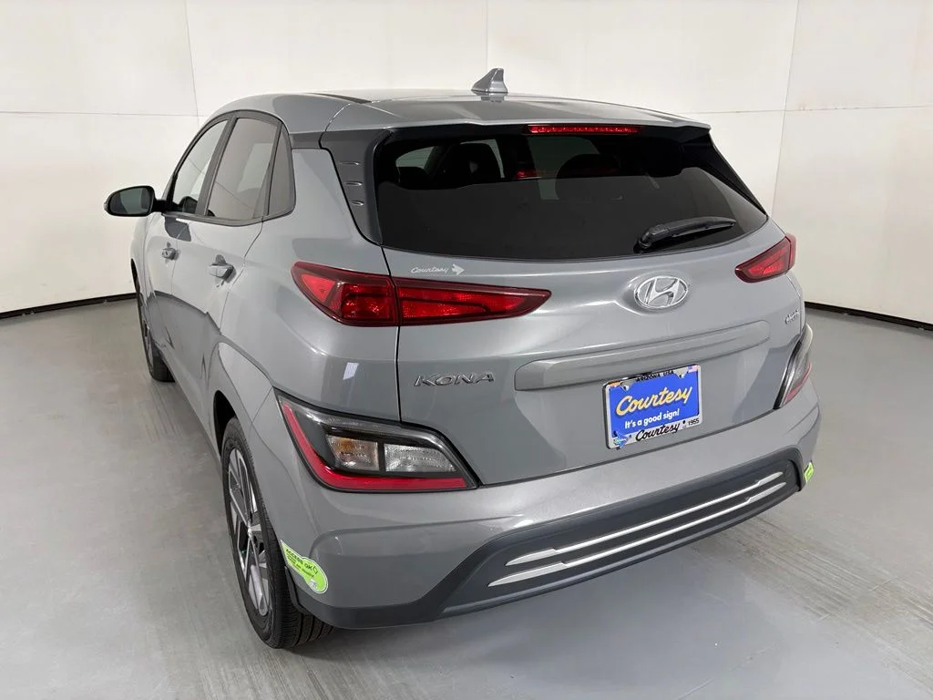 Used 2023 Galactic Gray Hyundai SE image 6