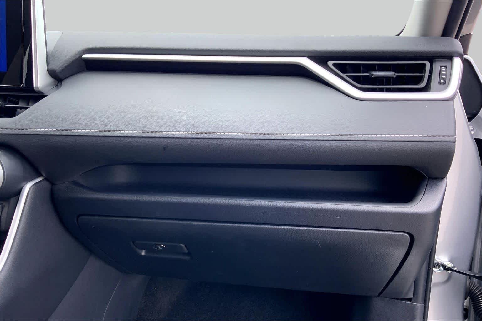 Used 2025 Silver Sky Metallic Toyota LE image 18