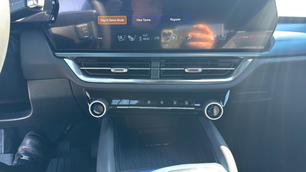 2026 Chevrolet Equinox EV 2LT - Photo 23