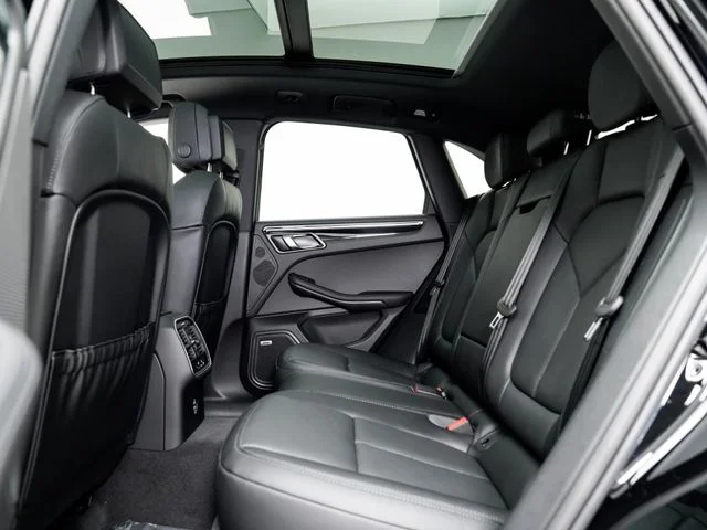 New 2026 Black Porsche T image 27