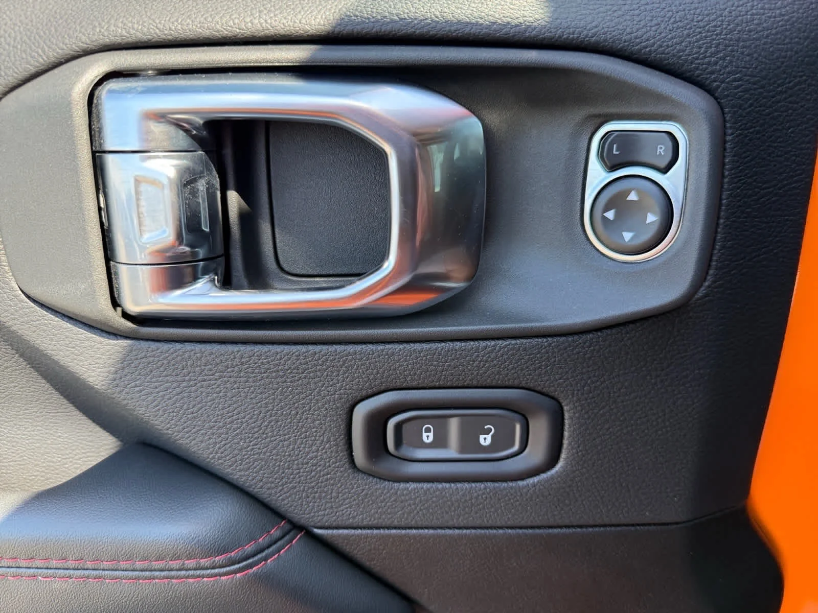 2025 Jeep Wrangler 4-Door Rubicon X - Photo 27