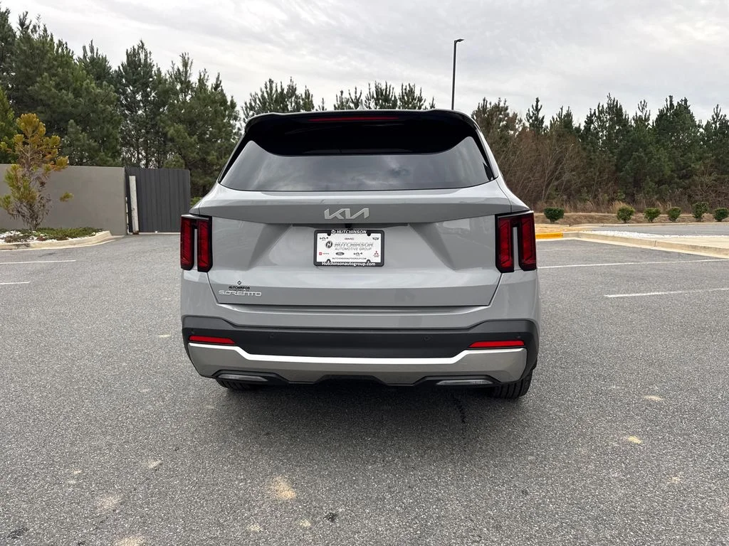 New 2026 Gray Kia S image 4