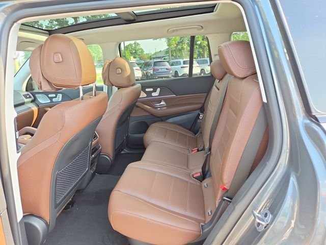 New 2026 Selenite Grey Metallic Mercedes-Benz GLS450 image 31