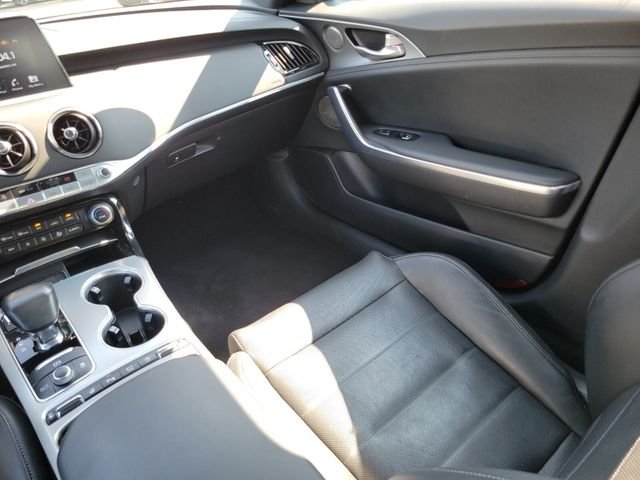 Used 2019 Blue Kia GT2 image 18