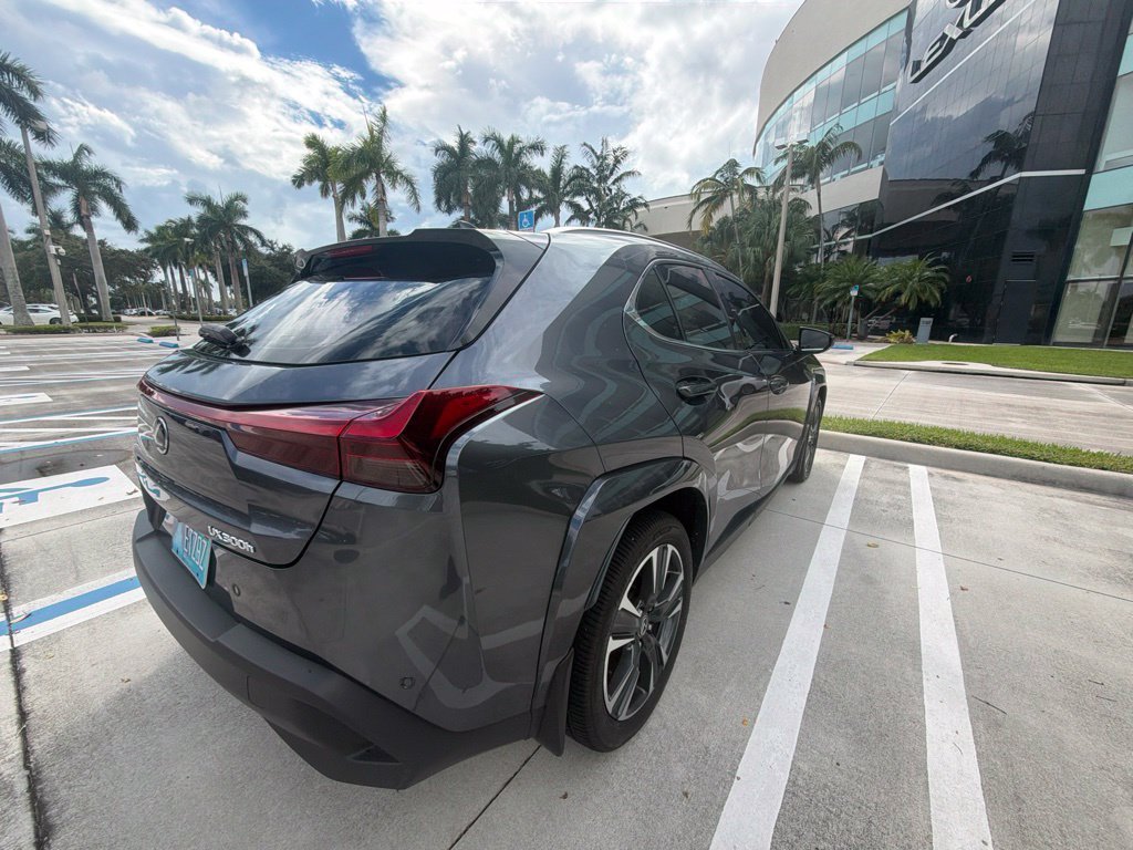 Certified Used 2025 Cloudburst Gray Lexus 300h Premium image 7