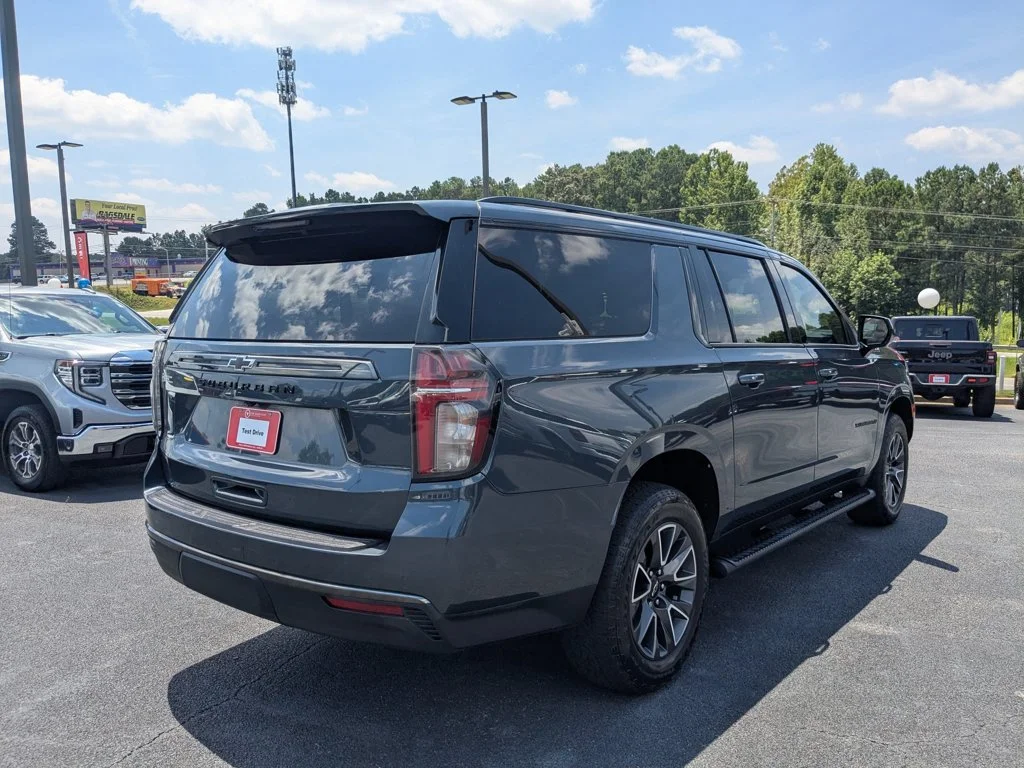 Used 2021 Shadow Gray Metallic Chevrolet Z71 image 5