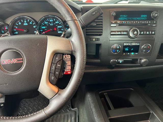 Used 2012 ONYX BLACK GMC SLE image 17