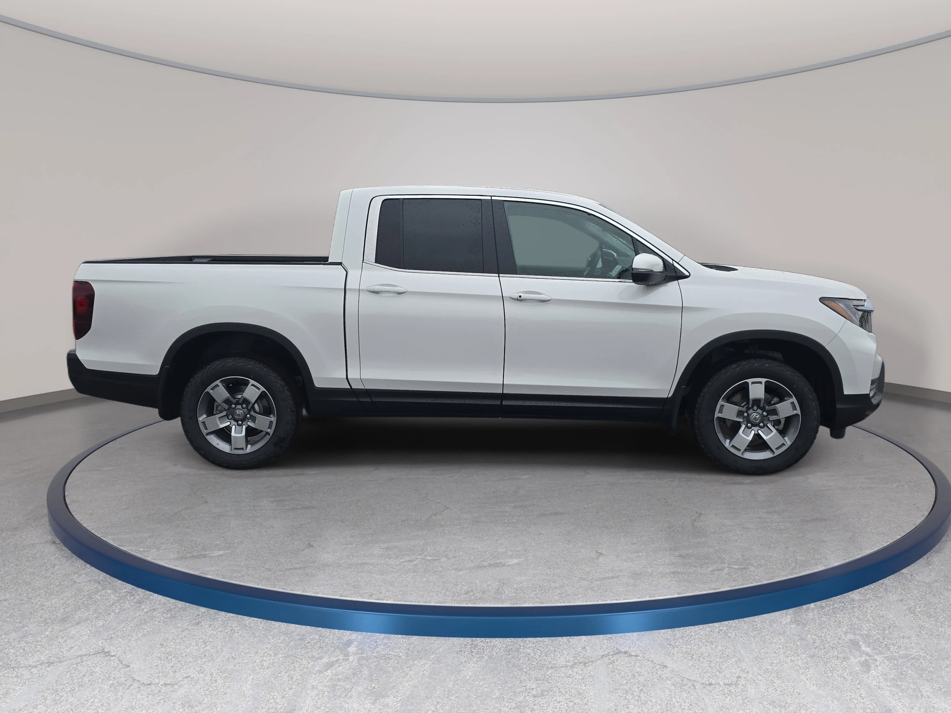 New 2026 Platinum White Pearl Honda RTL image 4