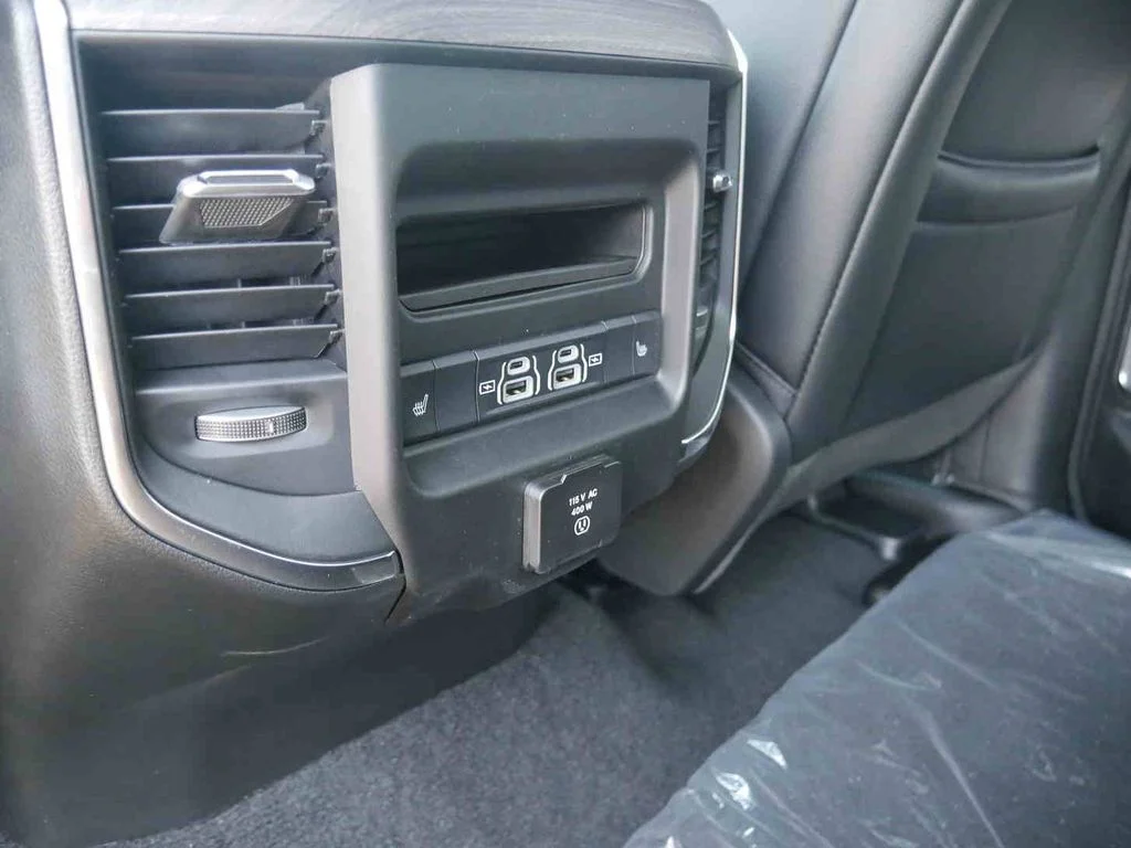 2026 RAM 1500 Laramie - Photo 21