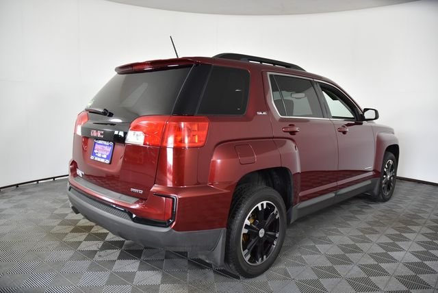 Used 2017 Red GMC SLE-2 image 9
