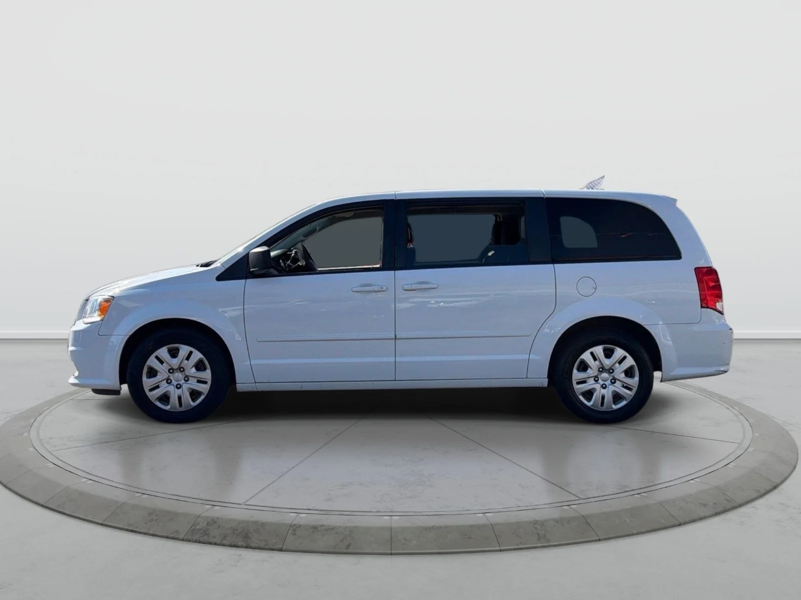 Used 2017 White Dodge SE image 4