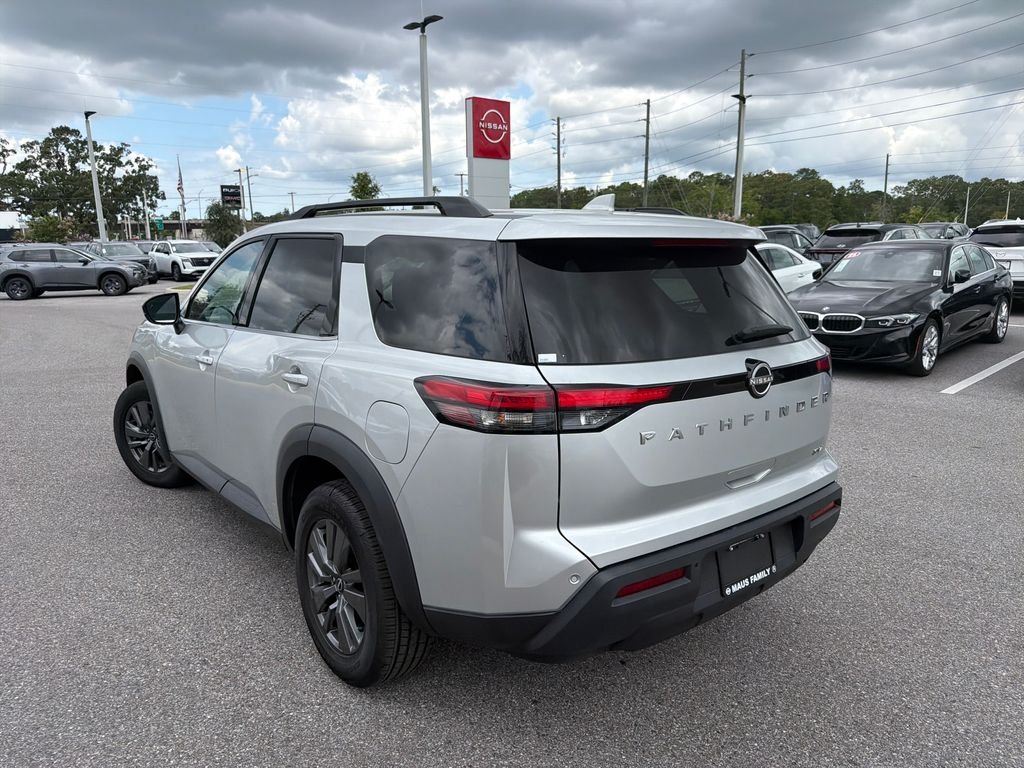 Used 2024 Silver Nissan SV image 5