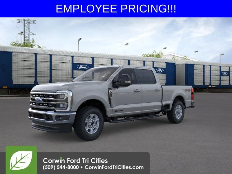 New 2026 Avalanche Ford XLT image 2