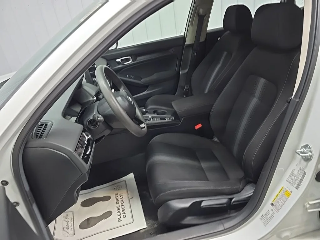 Used 2023 White Honda LX image 29
