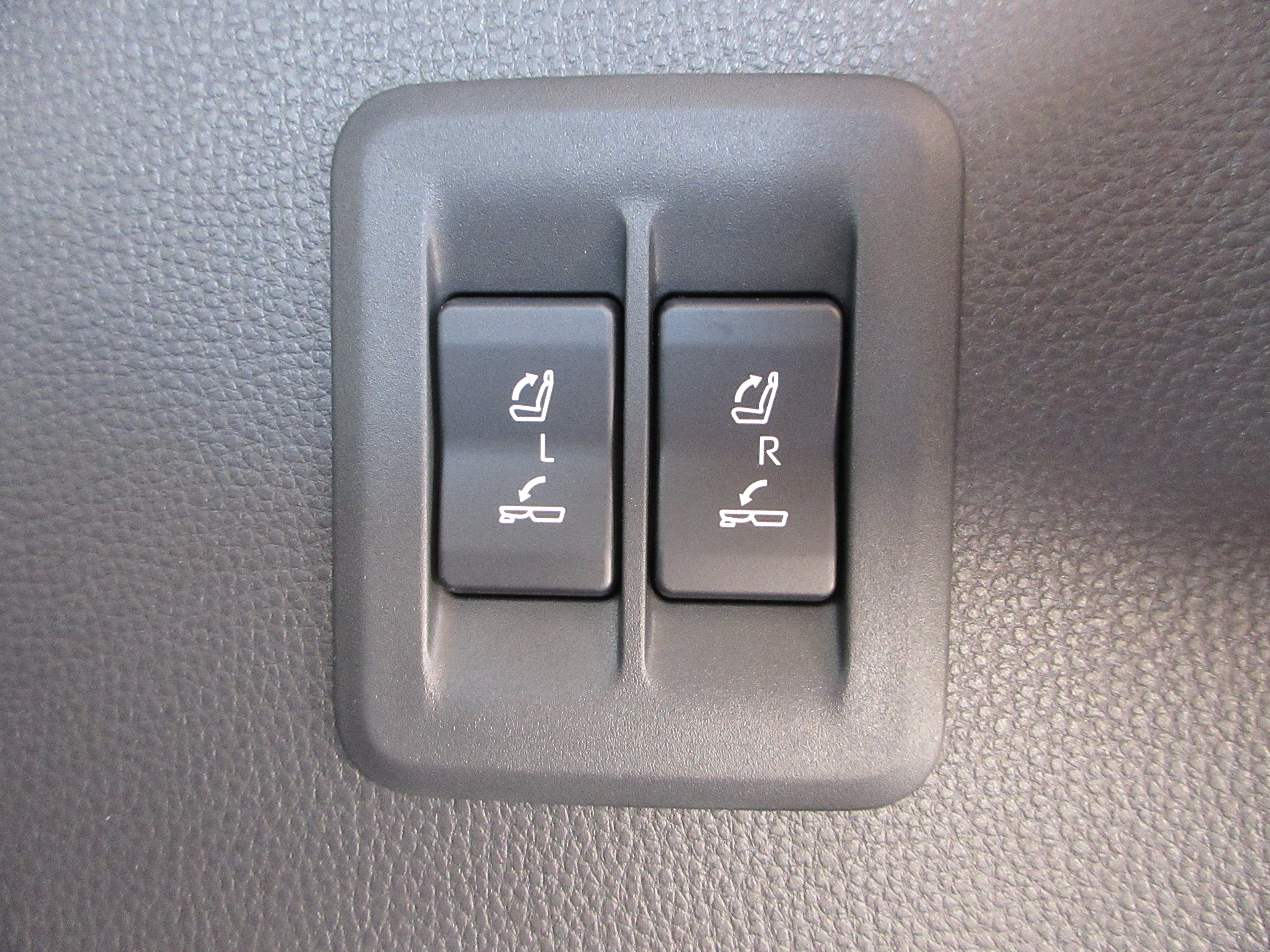 Used 2026 Caviar Lexus 550 Luxury+ image 60
