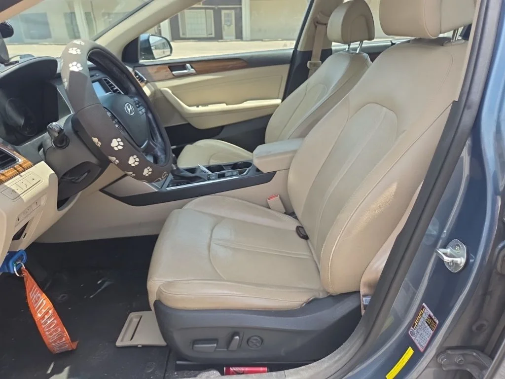 Used 2015 Blue Hyundai Limited image 20