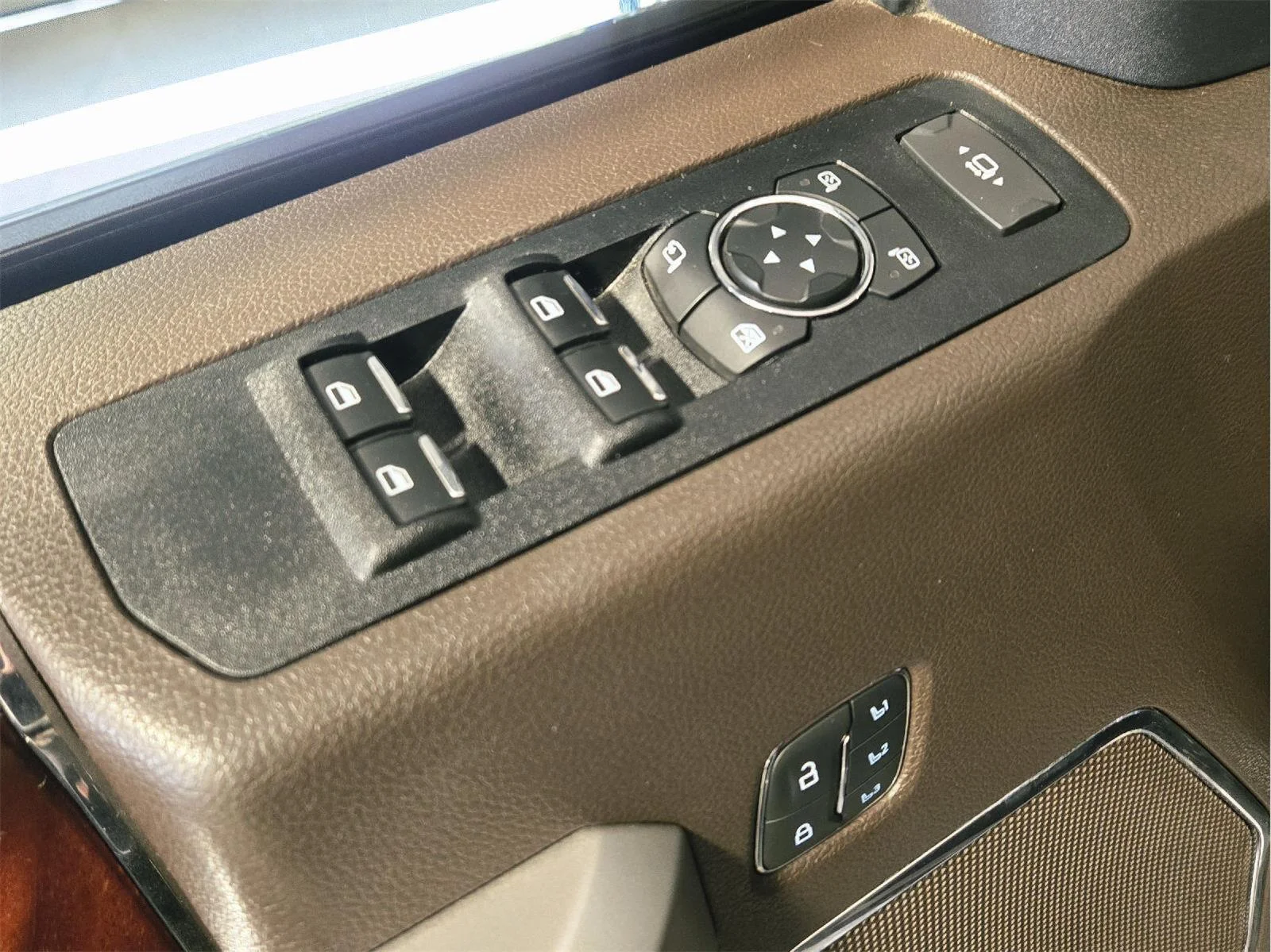 Used 2022 Star White Metallic Tri-Coat Ford King Ranch image 11