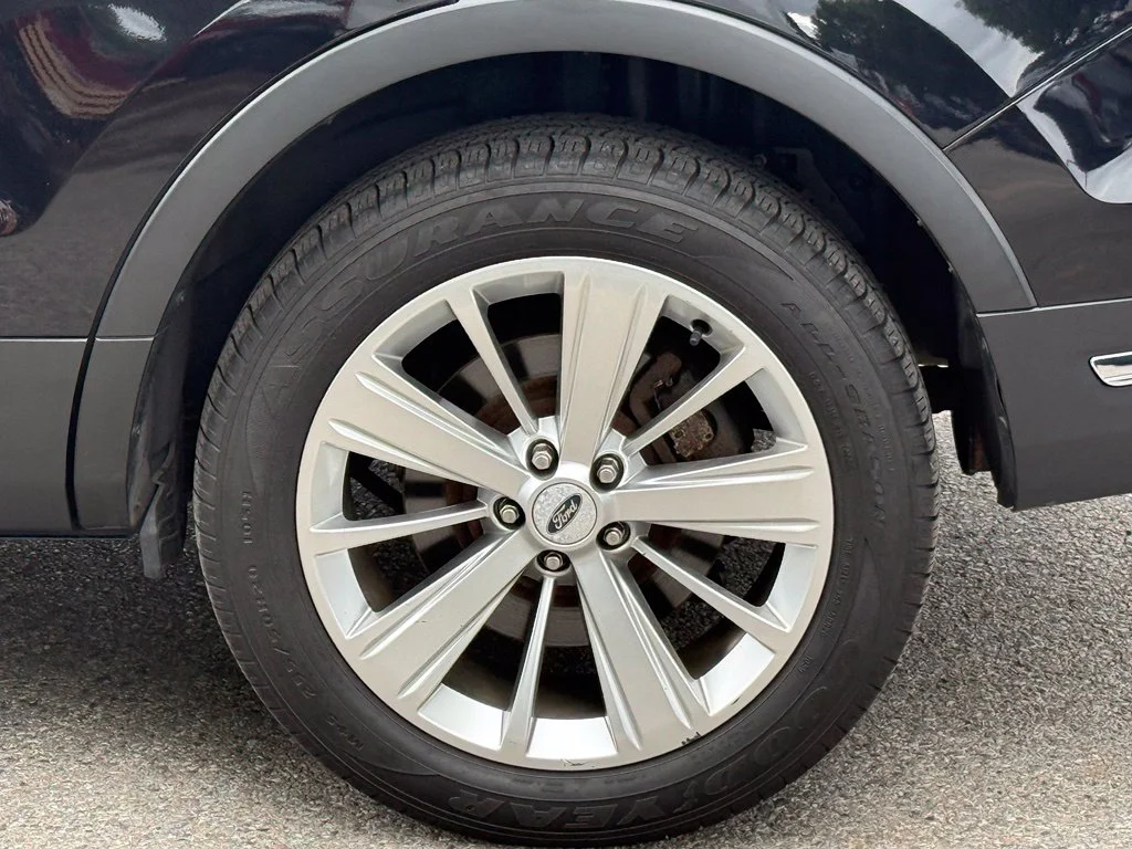 Used 2019 Agate Black Metallic Ford Limited image 7