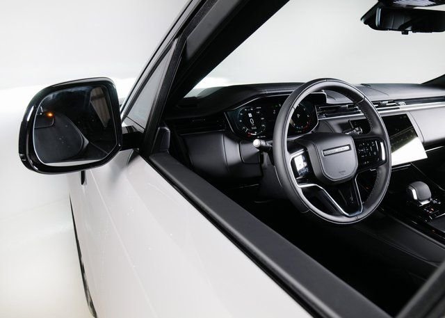 New 2026 Borasco Grey Land Rover SE image 22