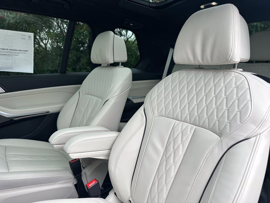 2026 BMW X7 M60i - Photo 22