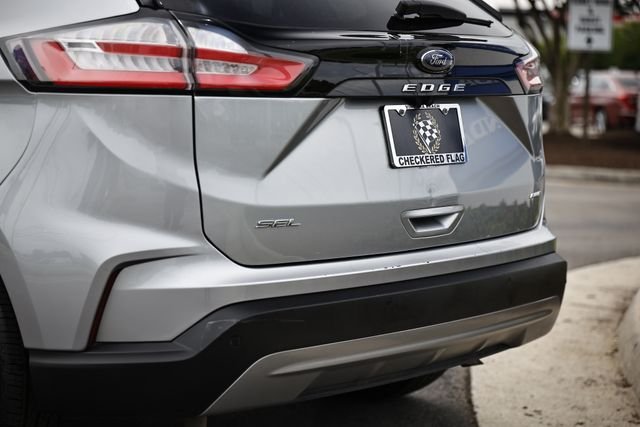 Used 2024 Silver Metallic Ford SEL image 9