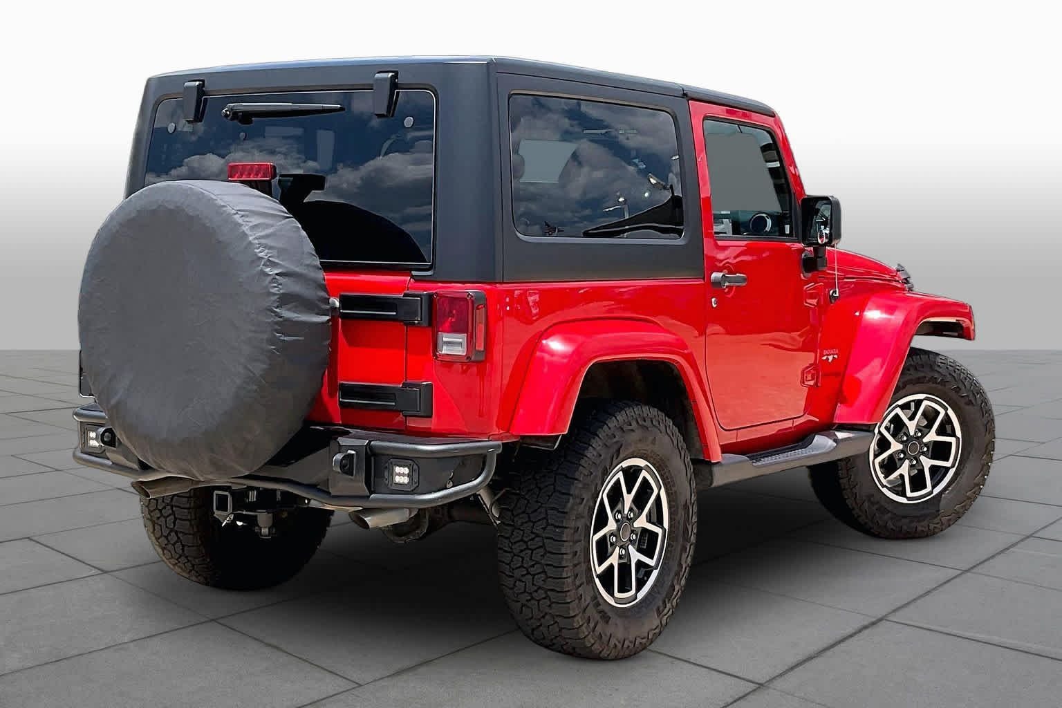 Used 2018 Firecracker Red Clearcoat Jeep Sahara image 13