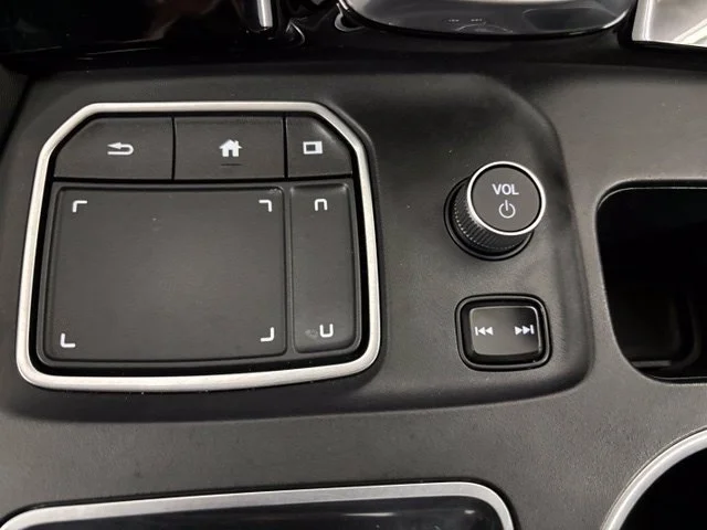 Used 2023  Acura Advance image 29