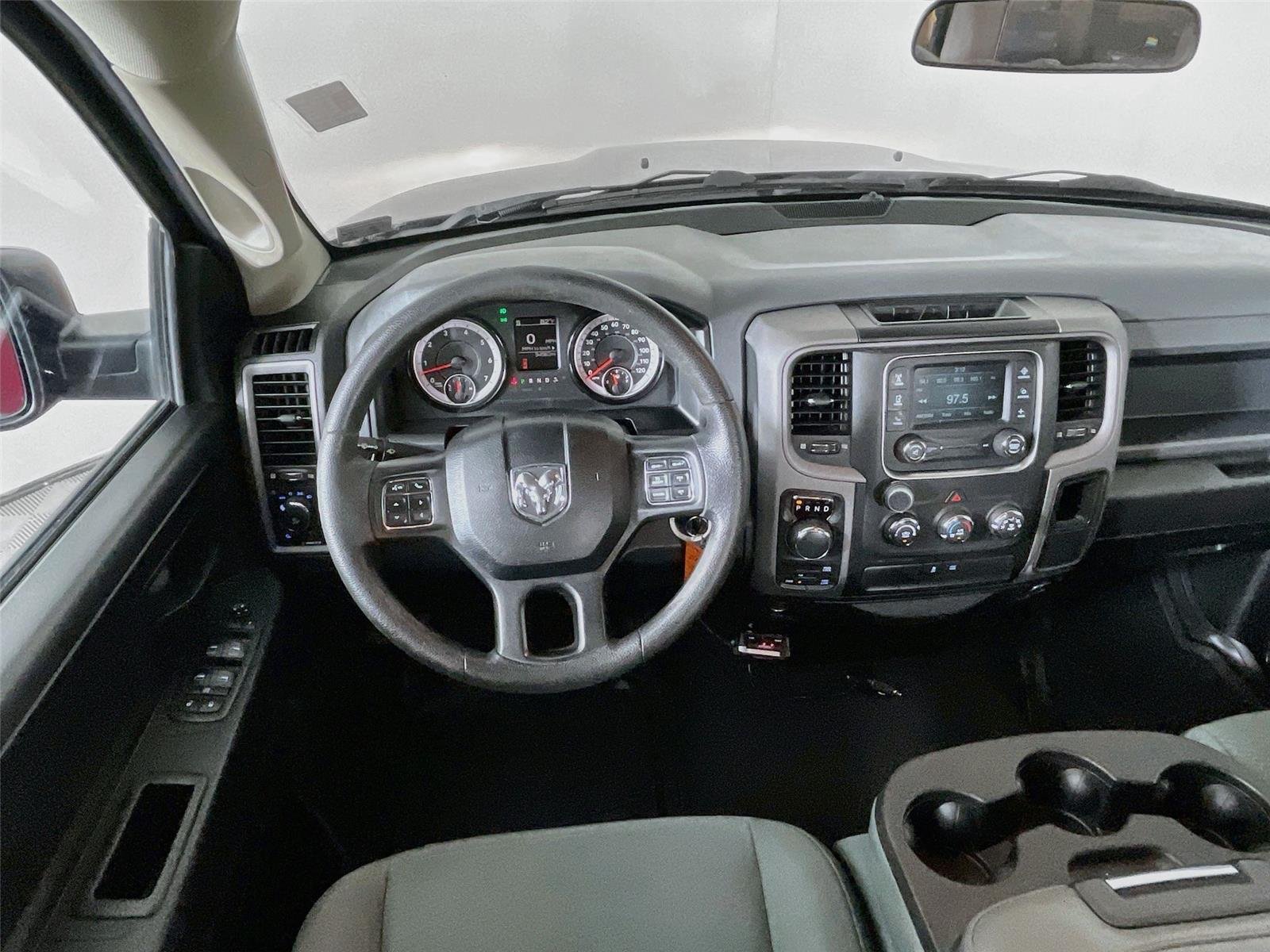 Used 2017 Delmonico Red Pearlcoat Ram Express image 22