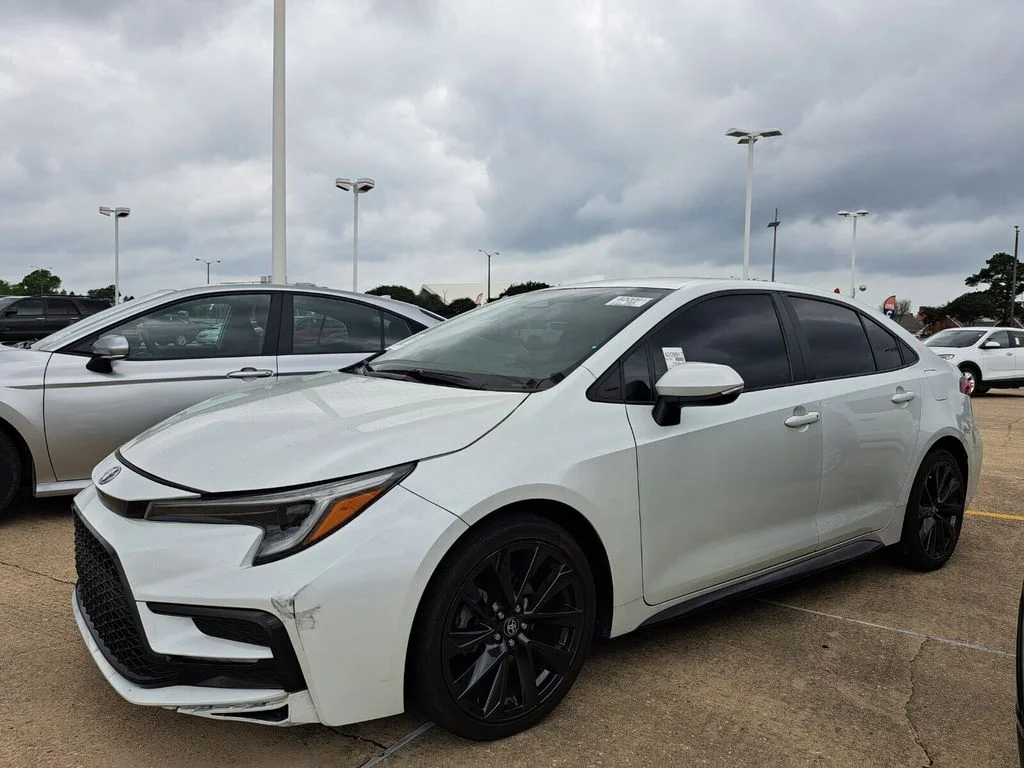 2023 Toyota Corolla SE CVT's photo
