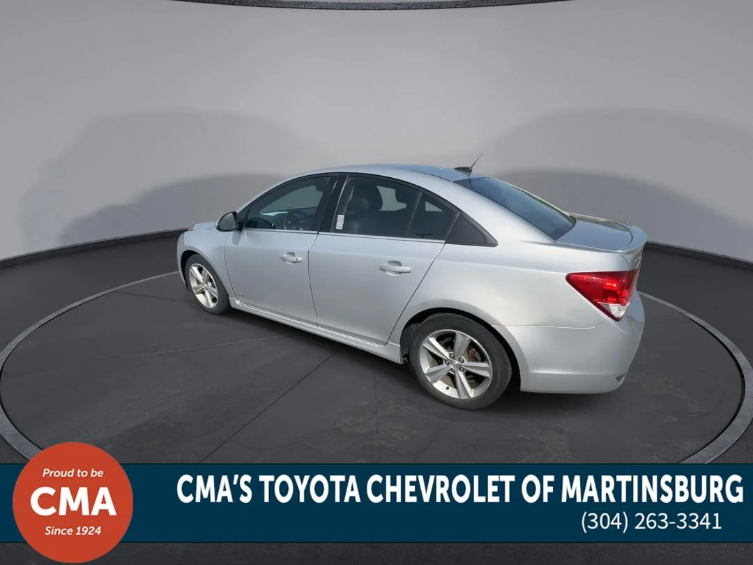 Used 2014 Silver Ice Metallic Chevrolet 2LT image 6