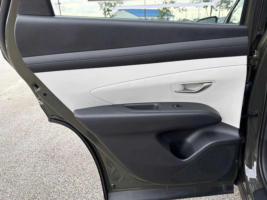 New 2026 Green Hyundai SEL FWD image 22