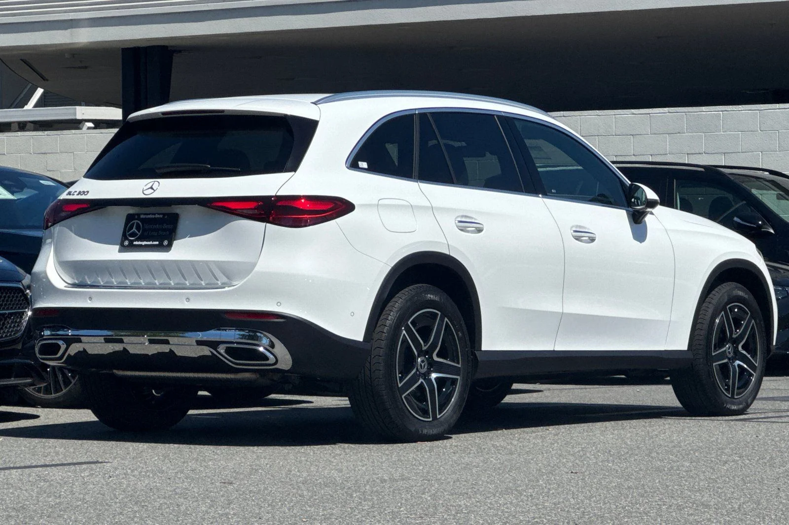 New 2027 Polar White Mercedes-Benz GLC 300 image 4