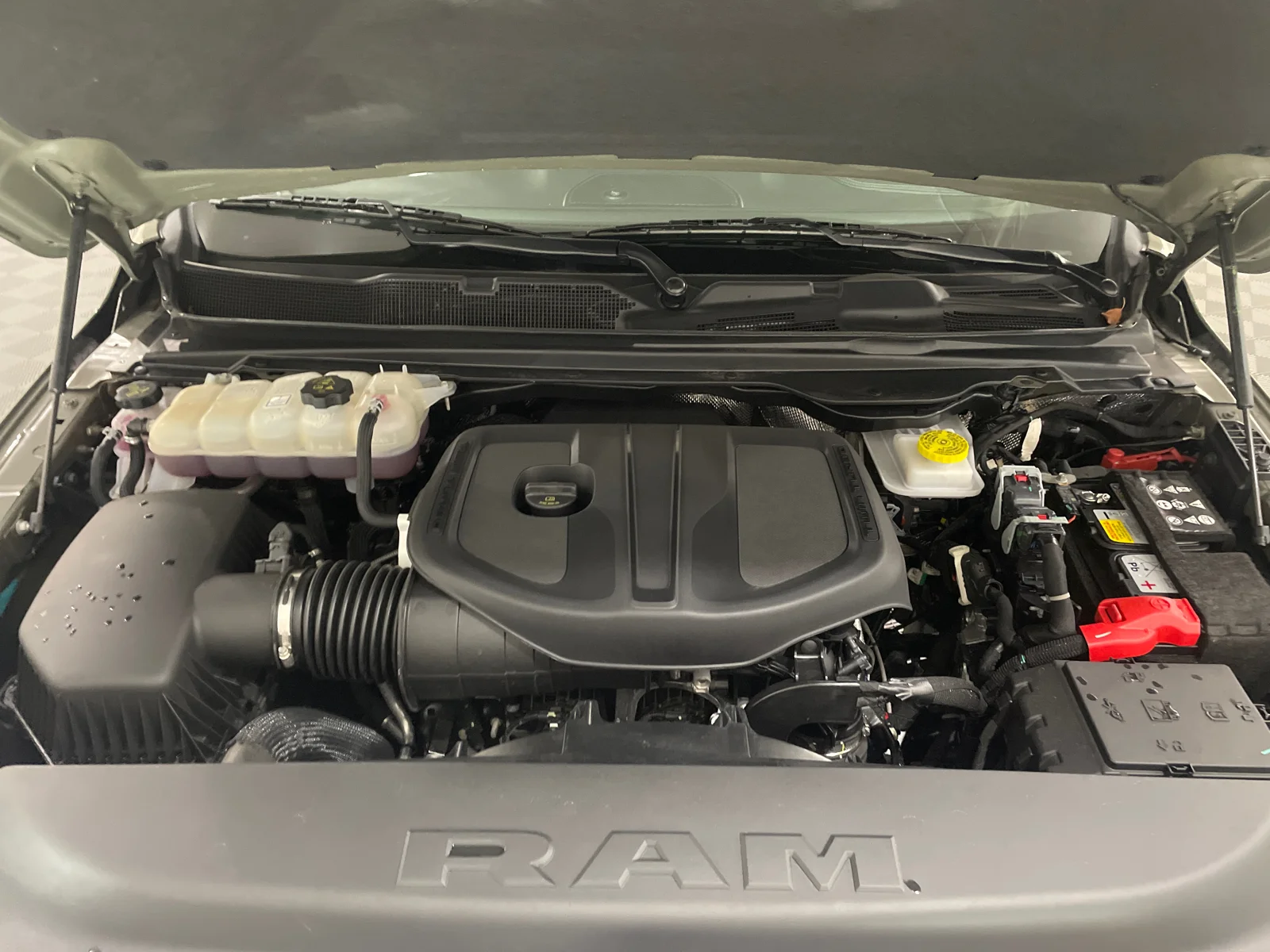 Used 2026 Canyon Lake Ram Laramie image 29