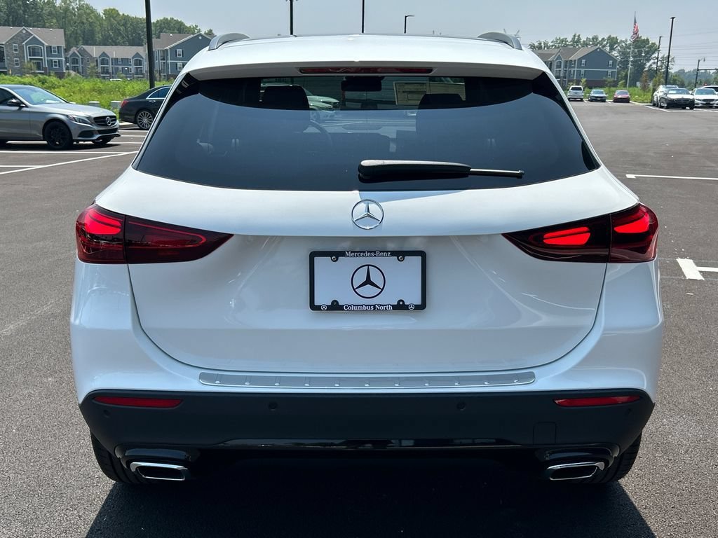 New 2026 Polar White Mercedes-Benz GLA 250 image 41