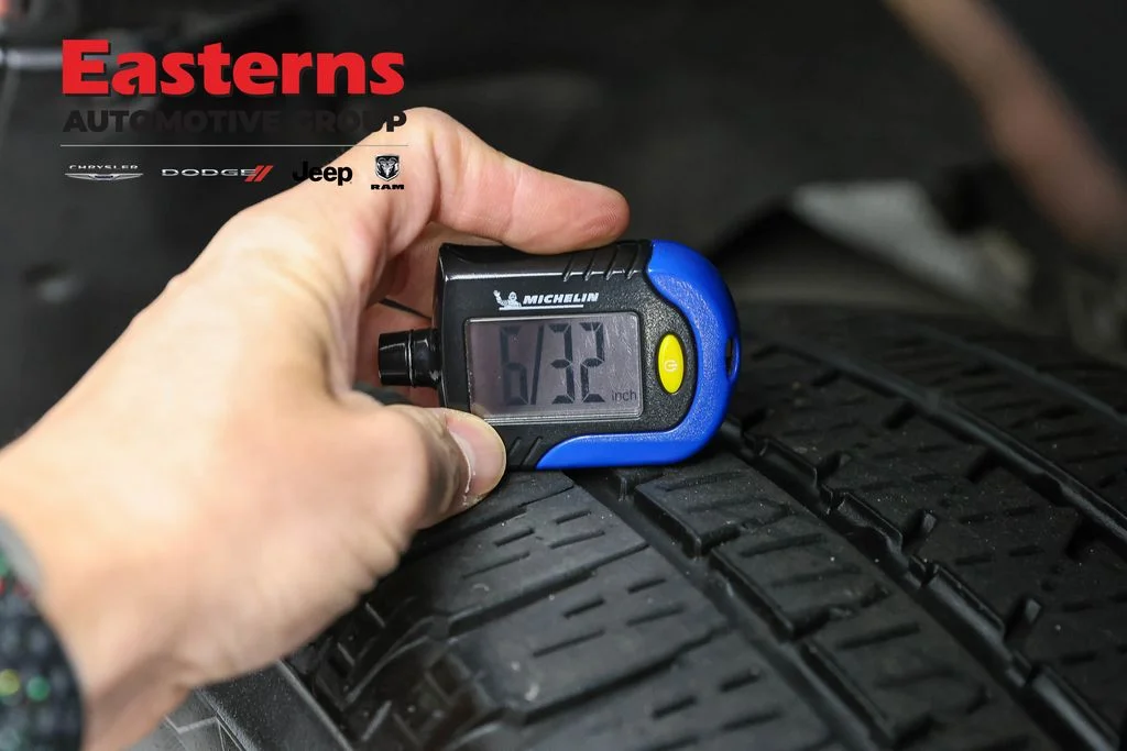 Used 2025 Black Jeep Series III image 33