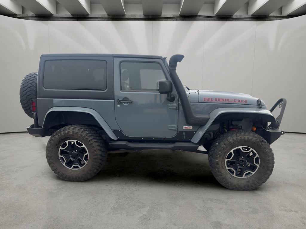 Used 2013  Jeep Rubicon 10th Anniversary image 13