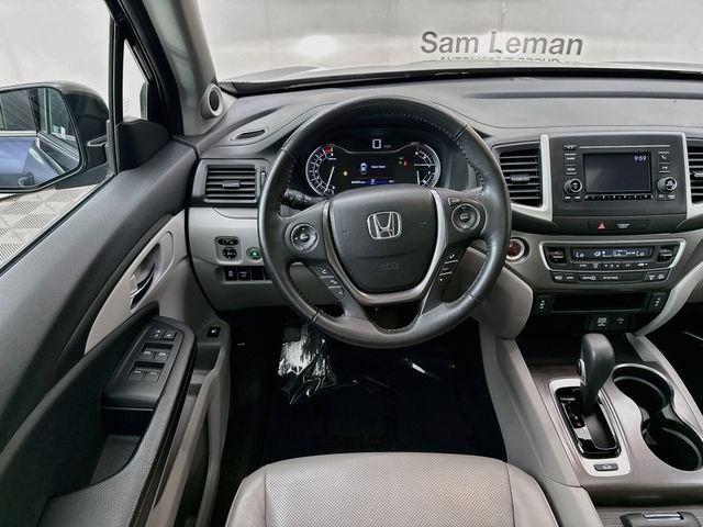 Used 2019 Blue Honda RTL image 22