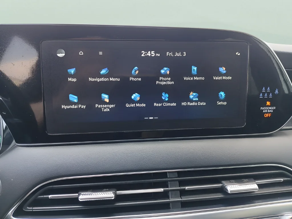Used 2022 White Hyundai Calligraphy image 16