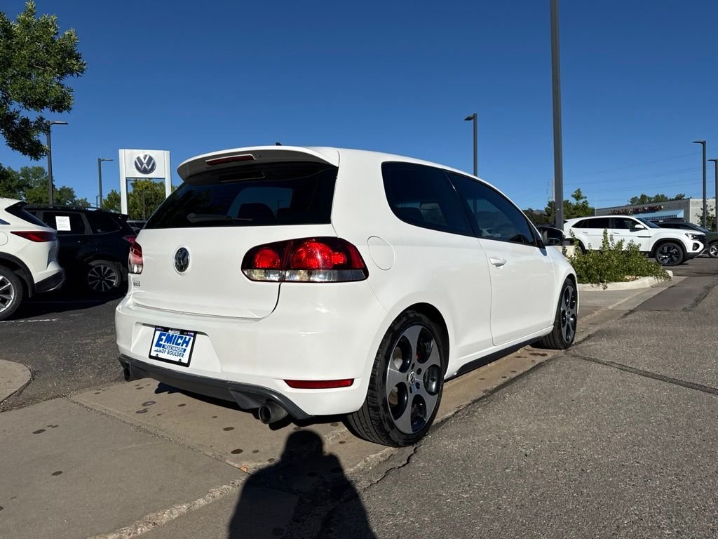 Used 2011 White Volkswagen Base image 5