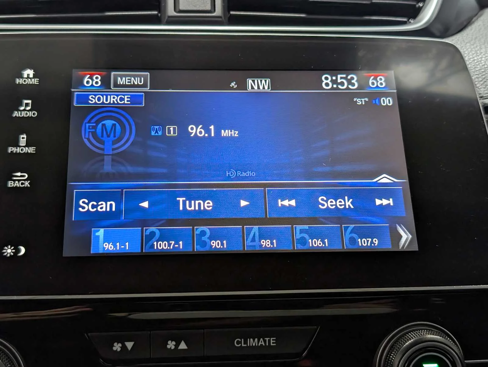Used 2020 Lunar Silver Metallic Honda EX-L image 24