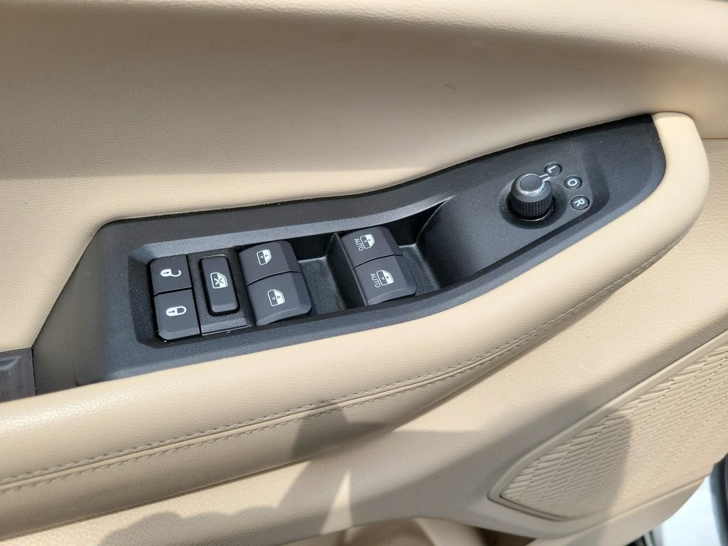 Used 2024 White Jeep Limited image 21