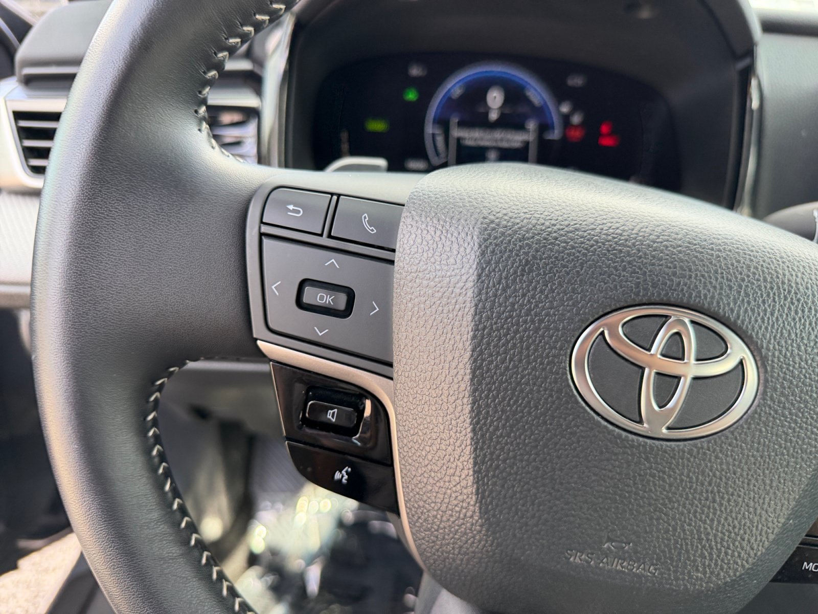 Certified Used 2026 UNDERGROUND Toyota SE image 24