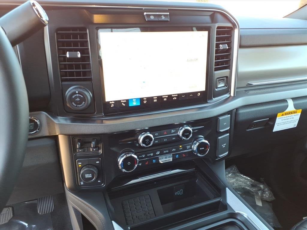 2026 Ford F-250 Super Duty Platinum - Photo 8