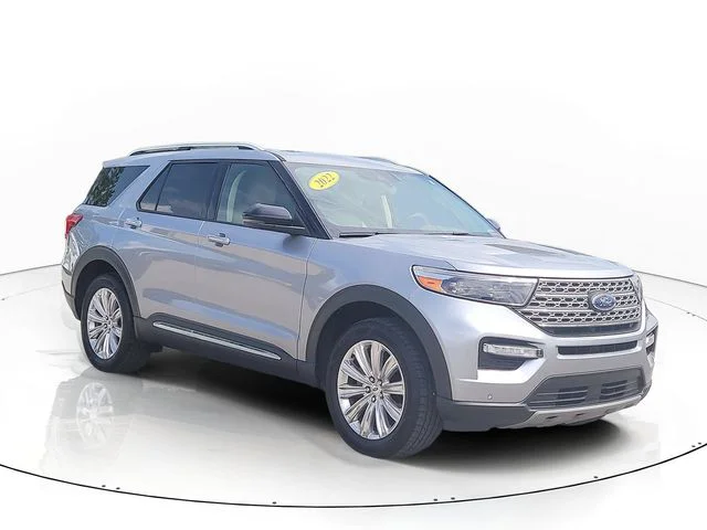 Used 2022 Silver Ford Limited image 3