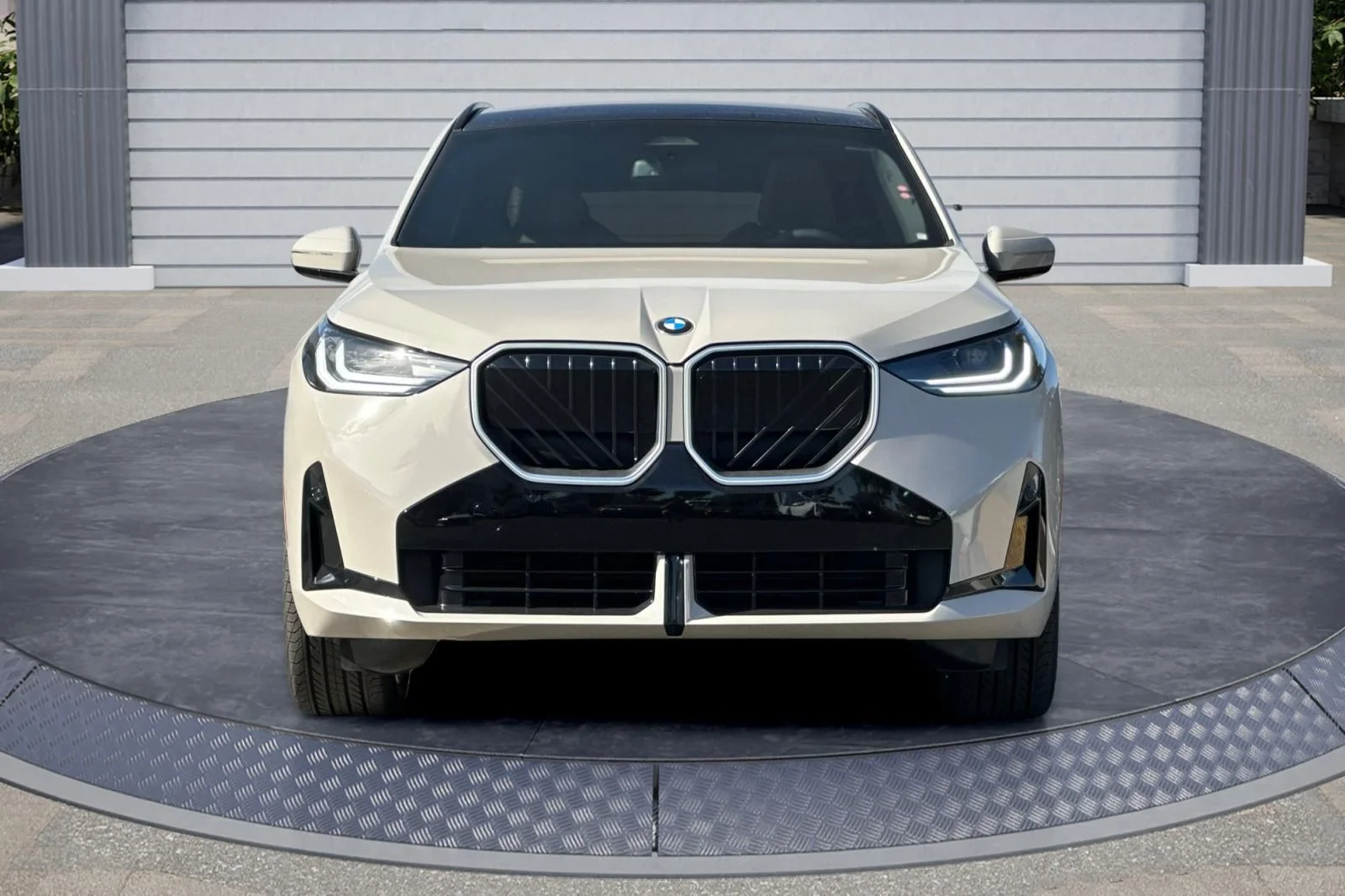 New 2026 Gray Metallic BMW 30 xDrive image 2