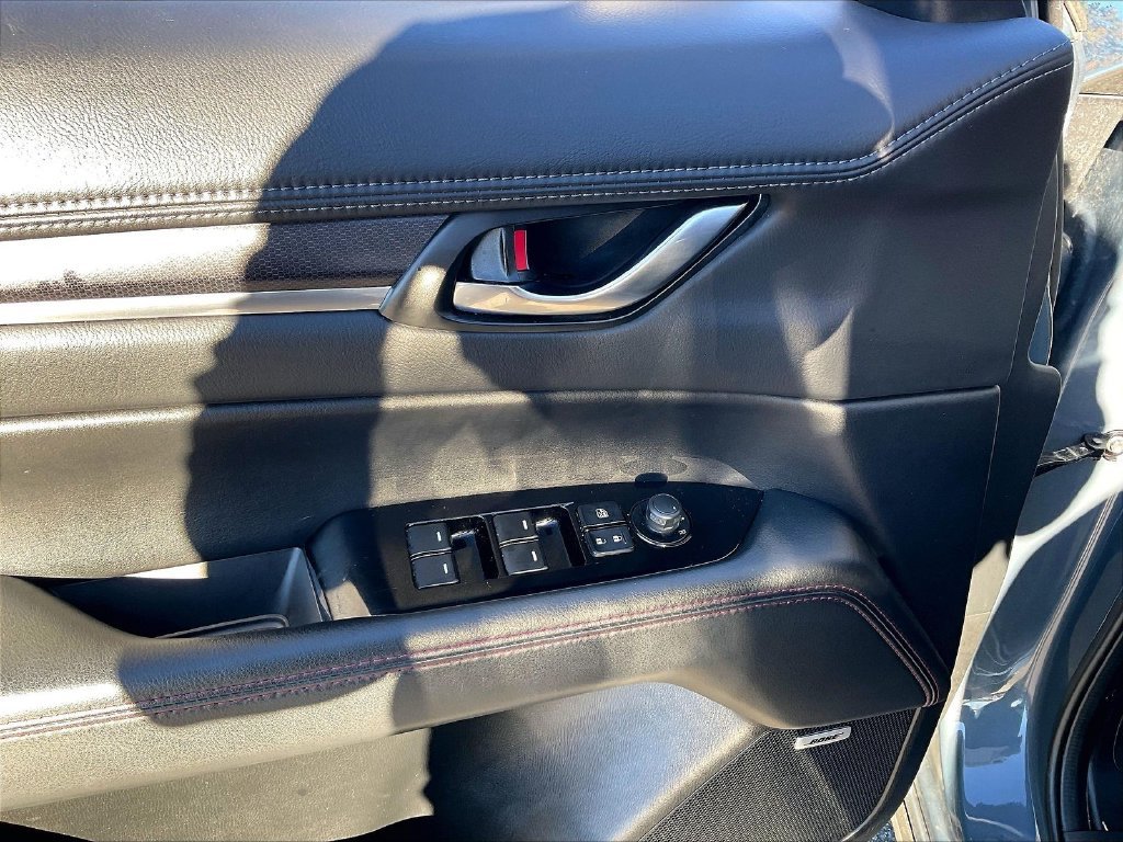Used 2025 Polymetal Gray Metallic Mazda 2.5 S Carbon Edition image 37